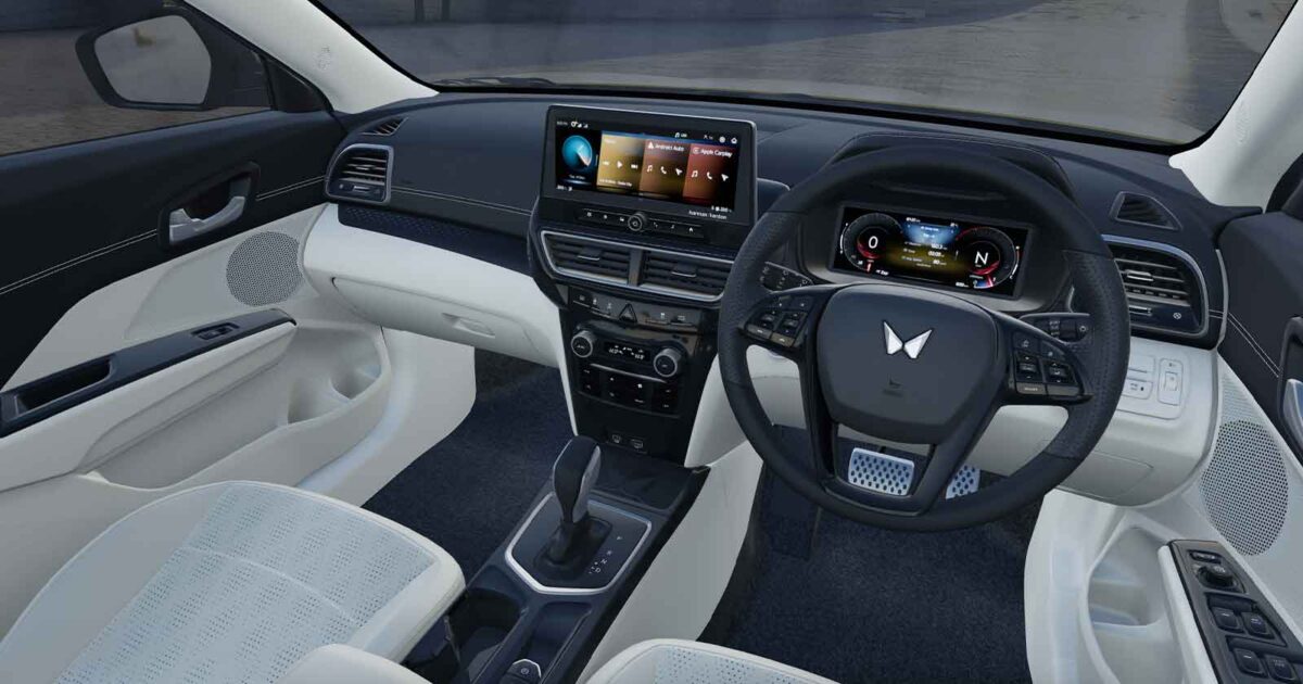 mahindra xuv 3xo interior